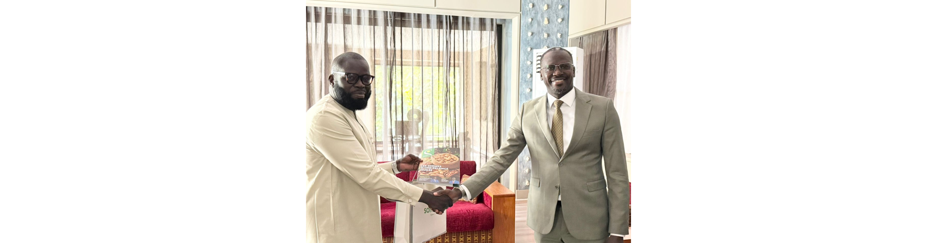 Direction Générale : Visite de la SONACOS