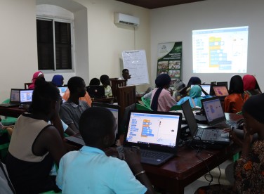 Focus sur les ateliers “Supers codeurs” organisés en collaboration avec Simplon Sénégal